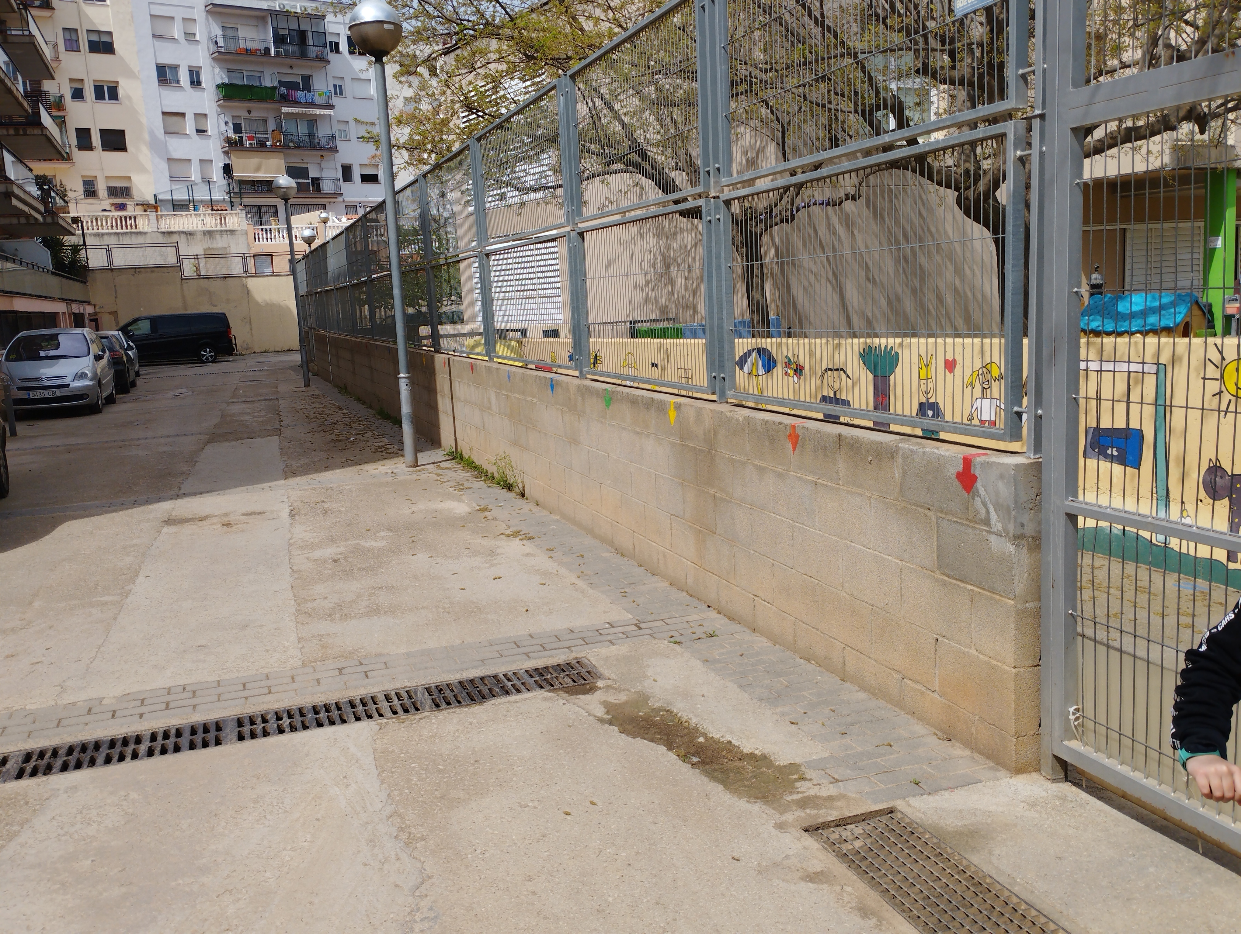 Imatge pels mitjans: Camí segur al voltant de l&#39;Escola Montserrat