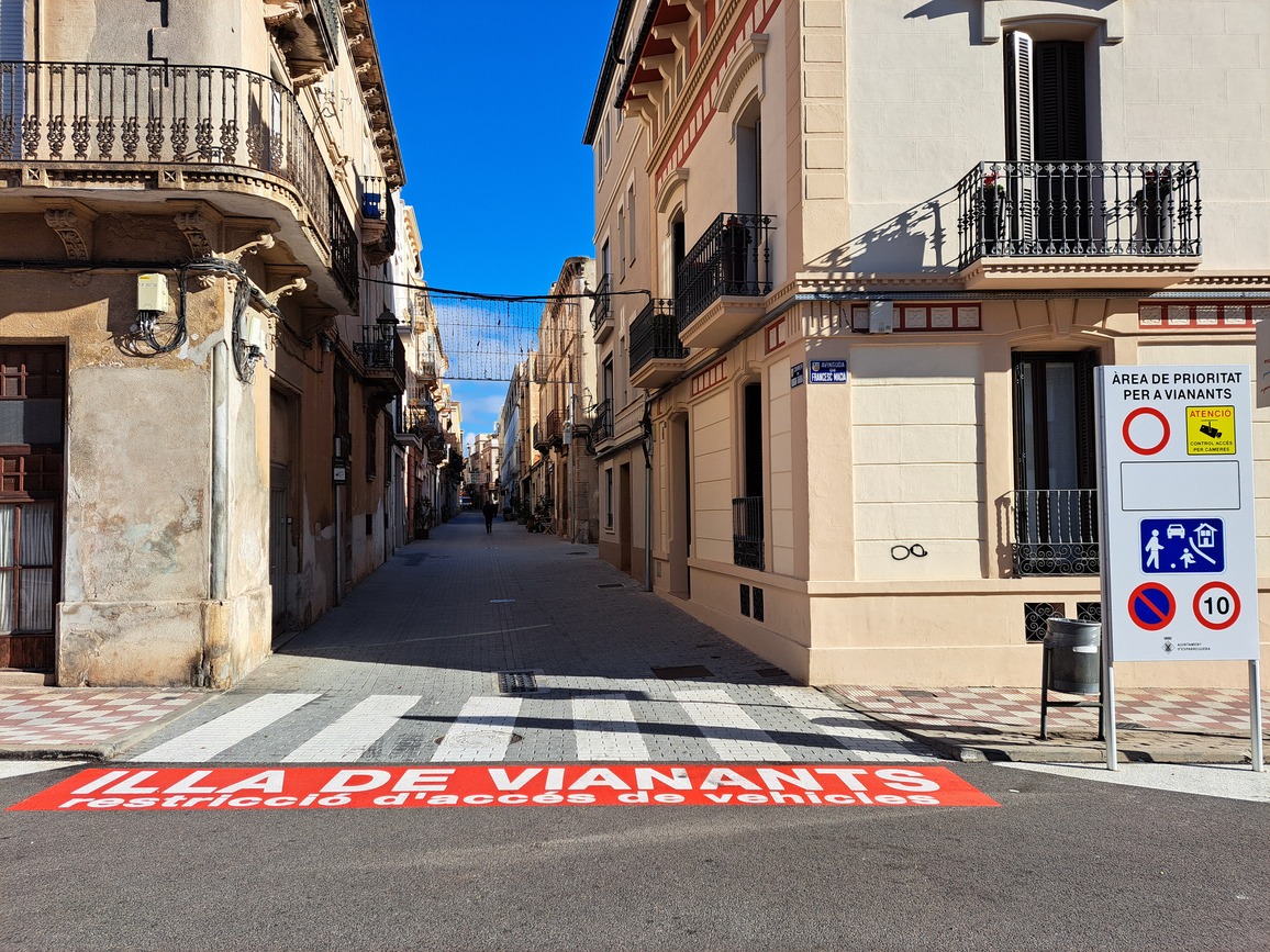 Imagen para los medios: Consulta pública previa a la elaboración de la ordenanza reguladora del uso de los espacios públicos comprendidos dentro del perímetro de la Illa de Vianants d'Esparreguera.