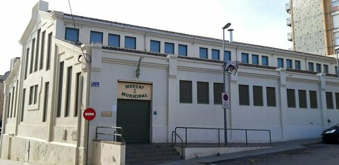 mercat-municipal-d-esparraguer.jpg